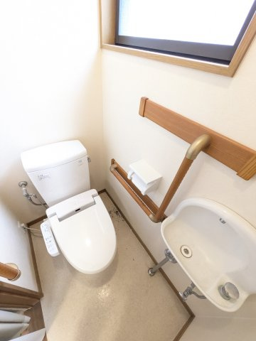 太田市由良町戸建のトイレ