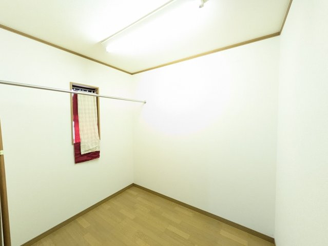 太田市由良町戸建の収納|ウォークインクローゼット