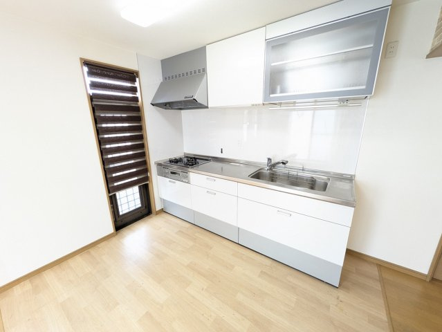 太田市由良町戸建のキッチン