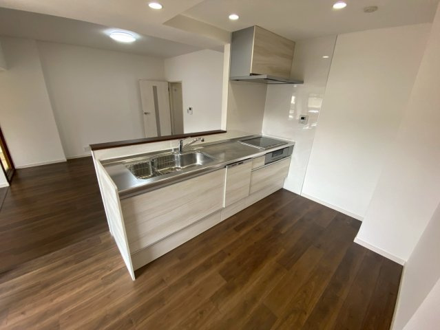 三旺マンション藤森のキッチン|コンパクトなキッチンで掃除もラクラク