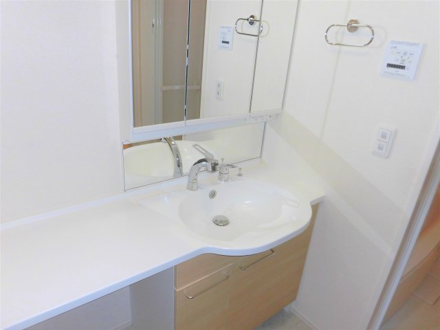 フォレスタ代官の独立洗面台|イメージ写真