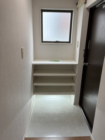 メゾン東麻布の玄関