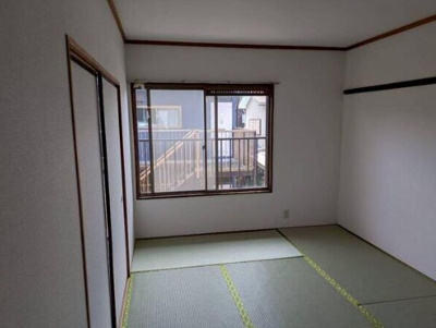 【寝室】 | ロイヤルハイツⅠ