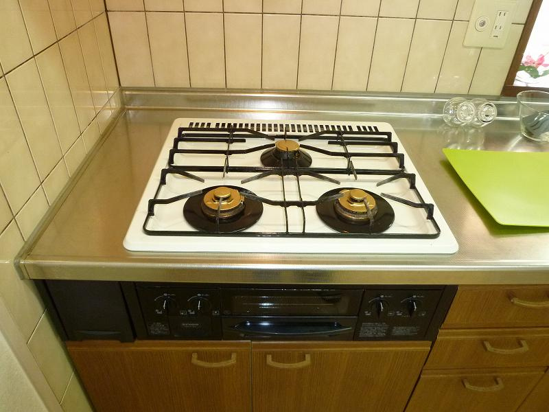 フロンティアタワーナンバイーストのキッチン