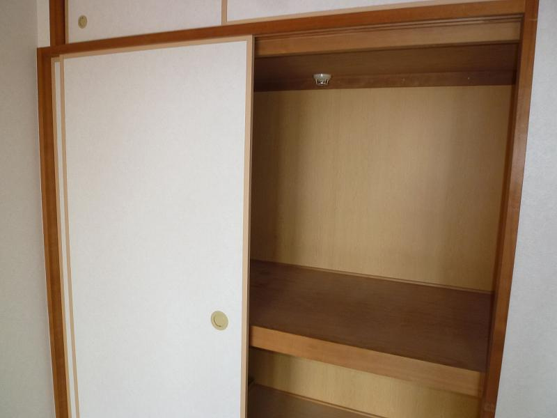 フロンティアタワーナンバイーストの収納