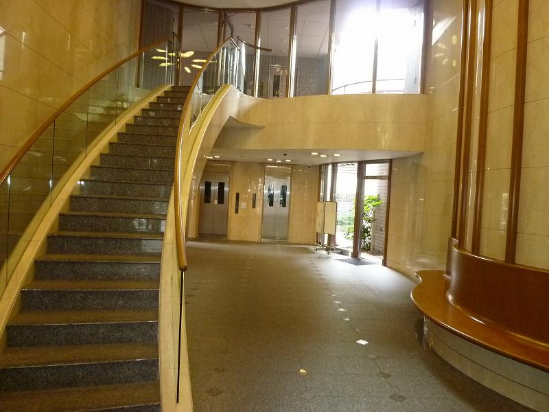 フロンティアタワーナンバイーストの内装