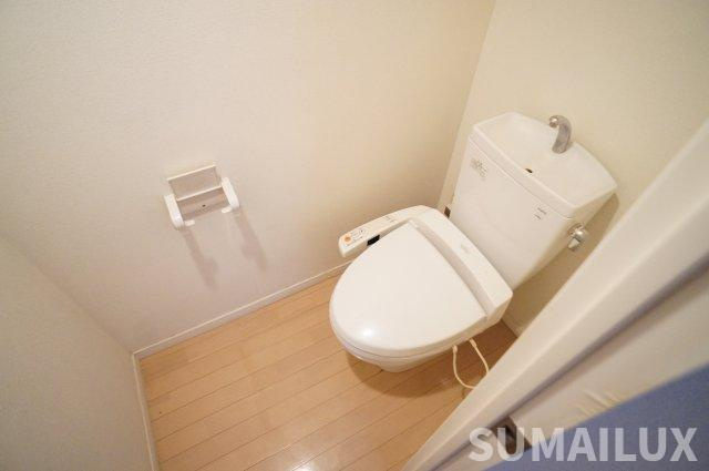 熊本市南区平田２丁目の賃貸マンションのトイレ