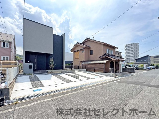 ★先着順販売受付開始！
制震＆サンルームを備えた家事楽の家：引野町4丁目②3号棟
◎引野小学校徒歩8分
◎暮らしやすさを極めた人気の新築戸建
◎ご見学随時対応中！ご希望日時お知らせください