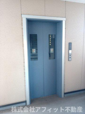 【その他共用部分】 | グランパルク | エレベーター