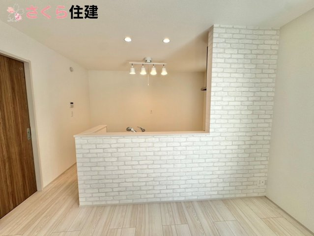 Heartful-Town 　東武西川田駅1期　２号棟のキッチン|家族の会話が弾み、お料理の間も子どもに目配りが出来るカウンターキッチン♪
