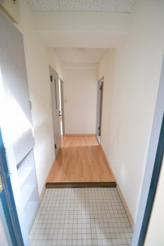 広島市中区大手町３丁目の賃貸マンションの玄関