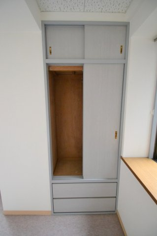 広島市中区大手町３丁目の賃貸マンションの玄関