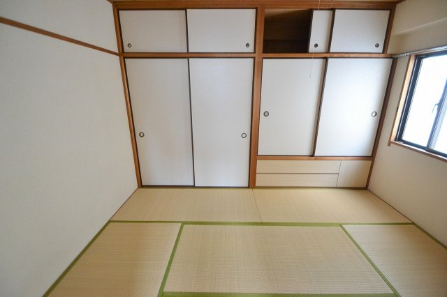 広島市中区大手町３丁目の賃貸マンションの和室