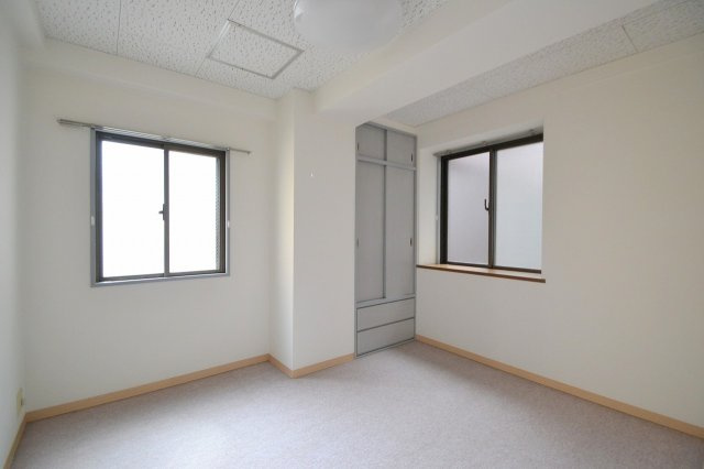 広島市中区大手町３丁目の賃貸マンションの内装