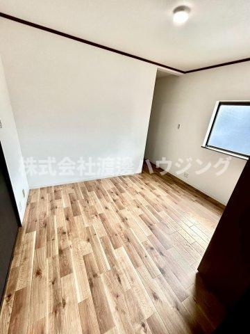 大蓮北2丁目一戸建の洋室