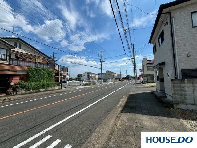 売土地　足利市伊勢町４丁目の前面道路含む現地写真|前面道路含む現地写真です