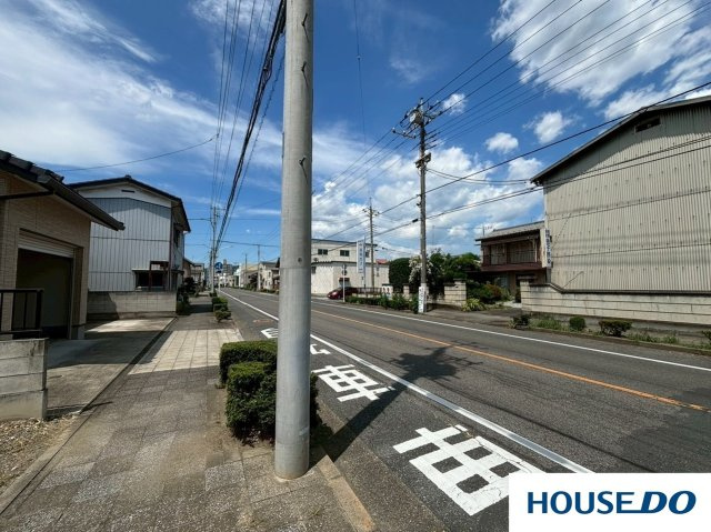売土地　足利市伊勢町４丁目の前面道路含む現地写真|前面道路含む現地写真です