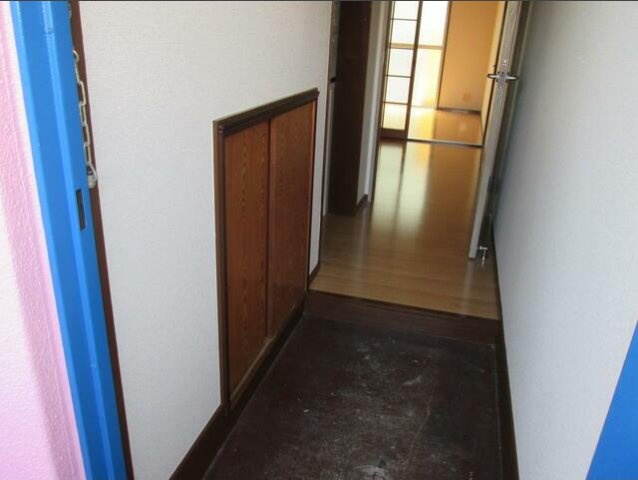 熊本市中央区水前寺４丁目の賃貸マンションの玄関