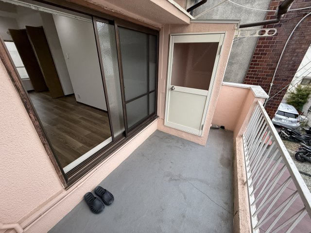 ＪＳ豊中Ｆ棟 のバルコニー