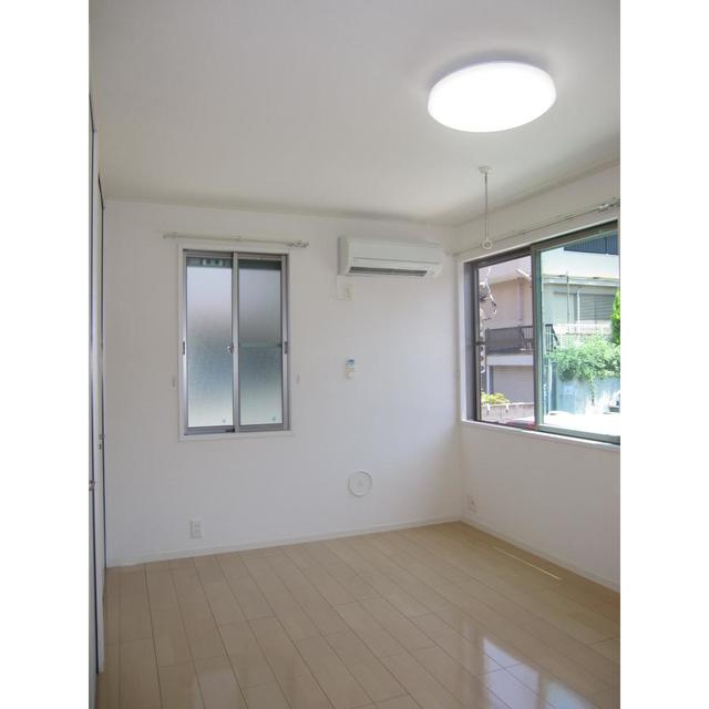 舞岡ハイムの居間・リビング