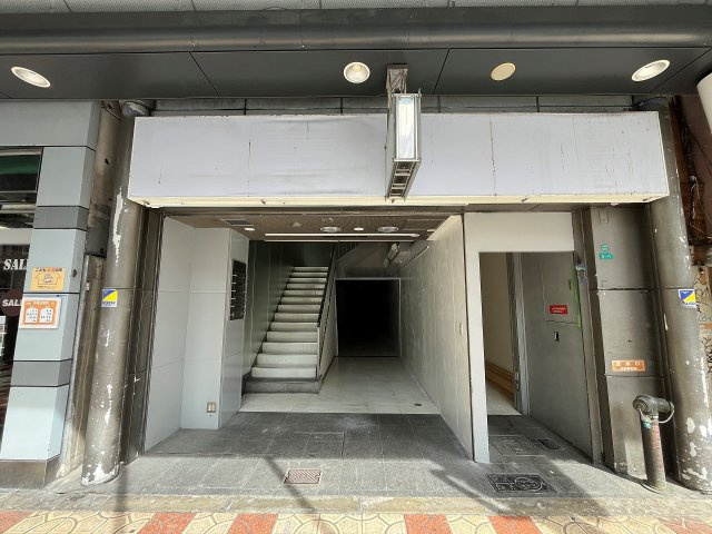 大阪市浪速区日本橋４丁目の店舗事務所