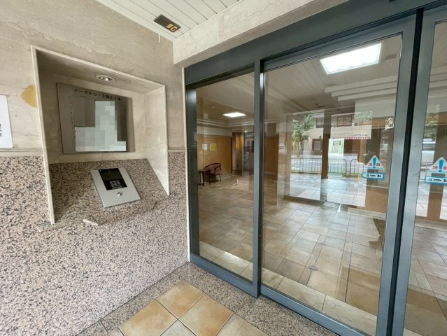 広々ルーフバルコニー付角住戸◆床暖房あり◆地下鉄東西線「椥辻」駅徒歩３分◆イーグルコート椥辻十条のその他共用部分|エントランス