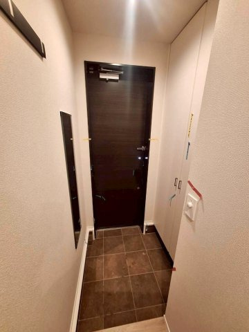 牟礼アパートメントの玄関