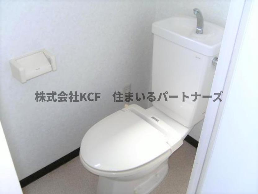 レジデンス高松のトイレ|コンパクトで使いやすいトイレです