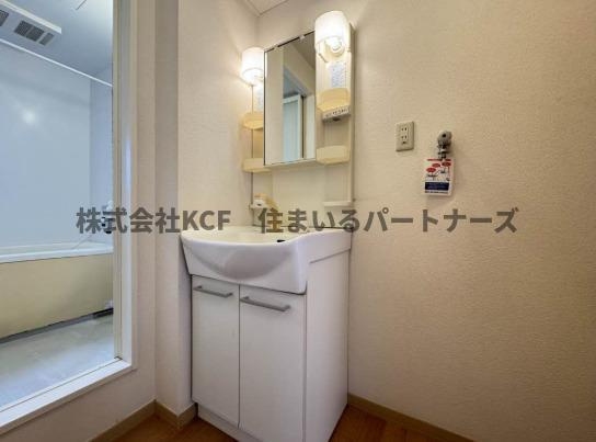 グランシャリオ小森野A棟の洗面所