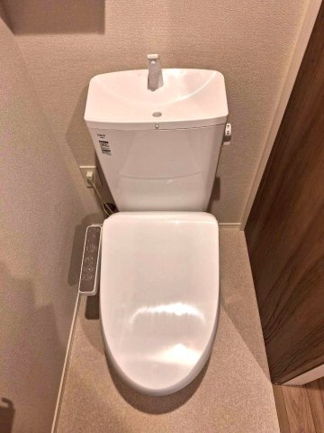 牟礼アパートメントのトイレ