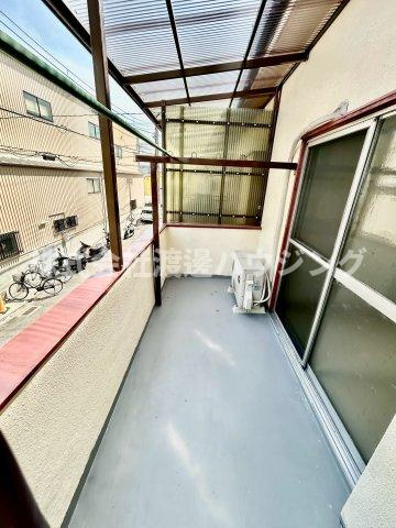 若江北町3丁目テラスハウスのバルコニー