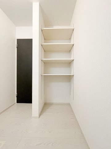 新築戸建・新築建売　福島市泉　清水小・清水中　ZEH水準住宅の収納|リネン庫としても利用できる可動棚付き収納！タオルなどたくさん収納可能！