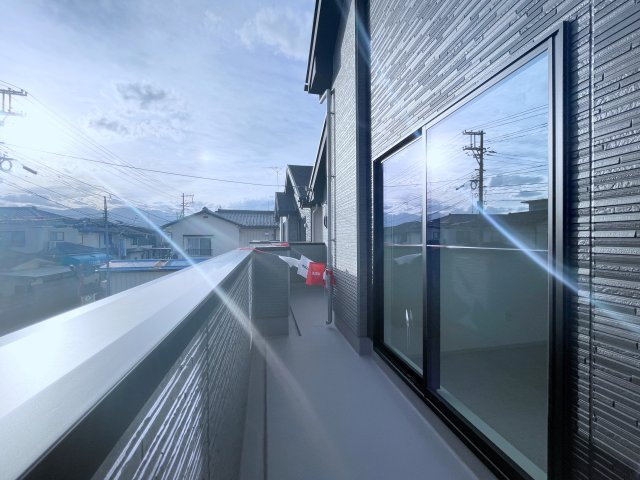 新築戸建・新築建売　福島市泉　清水小・清水中　ZEH水準住宅のバルコニー