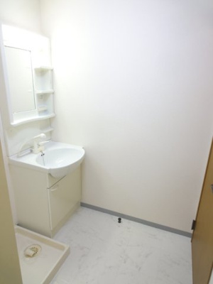 【洗面所】 | グランドゥル・フレア | シャワー洗面台