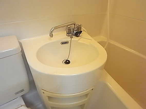 シティライフ灘43の洗面所