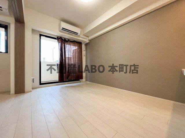 スプランディッド難波キャトルの洋室