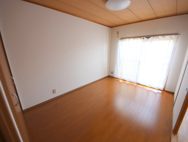 エイムハイツ湯船の寝室