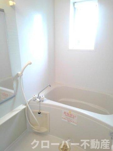 メゾン・アルカンシエルＡの浴室