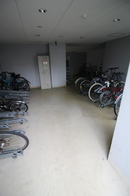 【駐車場】 | インベスト神戸エアフロント