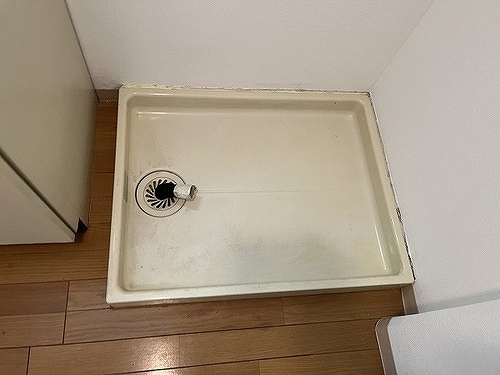 シャトー八戸の里の設備|室内洗濯機置場　※前回募集時／２０２２年１月の写真