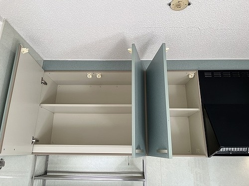 シャトー八戸の里の収納|キッチン上部収納　※前回募集時／２０２２年１月の写真