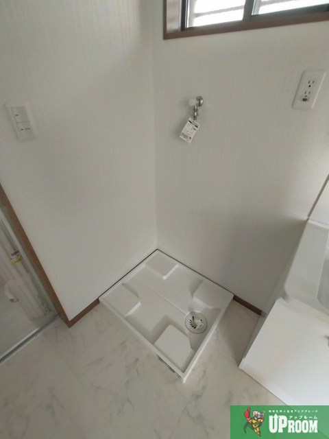 古知野町杉山貸家　B棟の洗面所