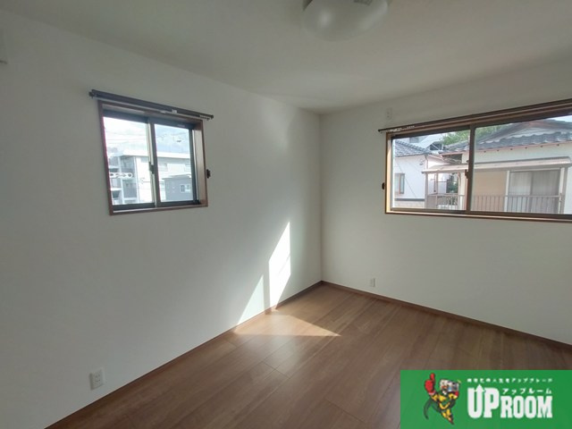 古知野町杉山貸家　B棟の洋室