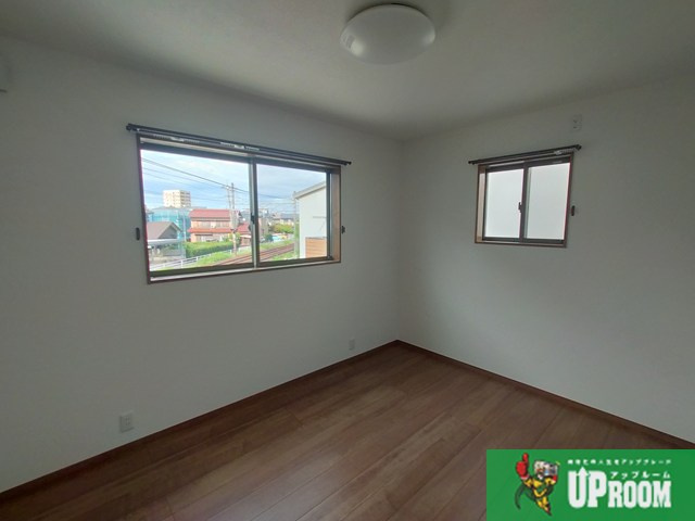 古知野町杉山貸家　B棟の洋室