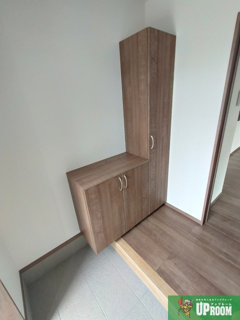 古知野町杉山貸家　B棟の玄関