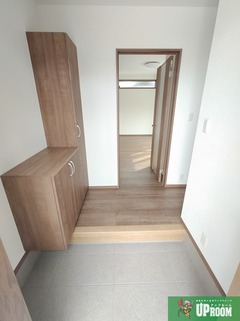 古知野町杉山貸家　B棟の玄関