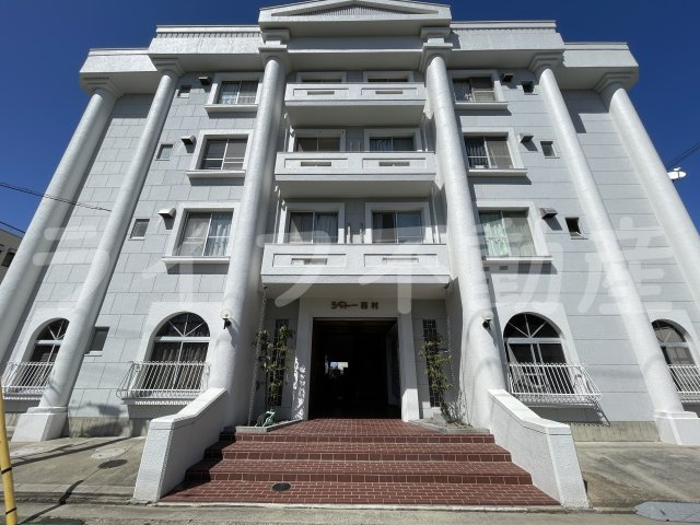 シャトー西村の外観