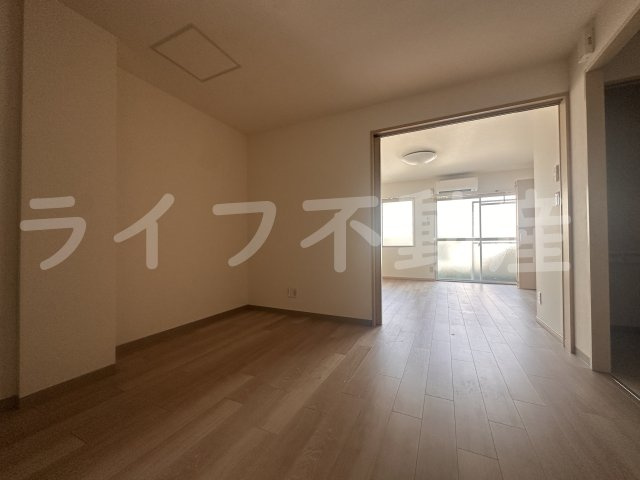 シャトー西村の居間・リビング