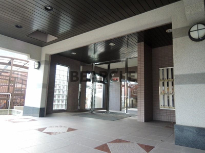 【エントランス】 | Millennium加納