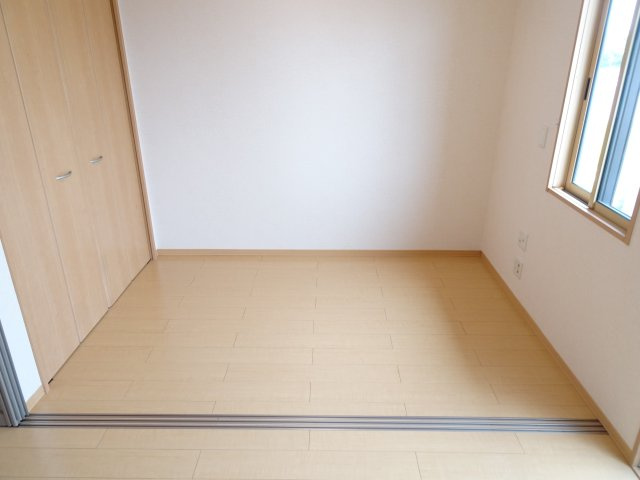 FRIENDRY SQUAREの洋室